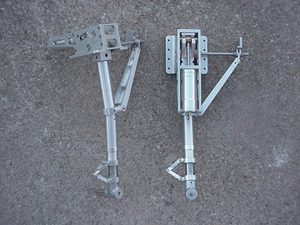 Sierra Giant Scale Kellogg TBM-3E Avenger Main Gear